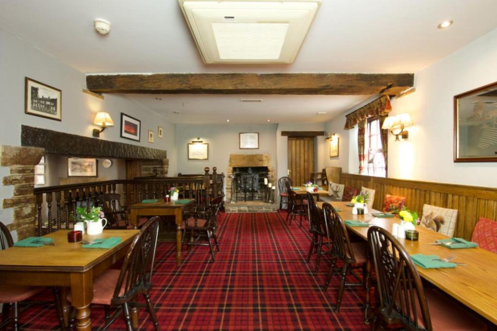 The Plough Inn Hathersage Exterior photo